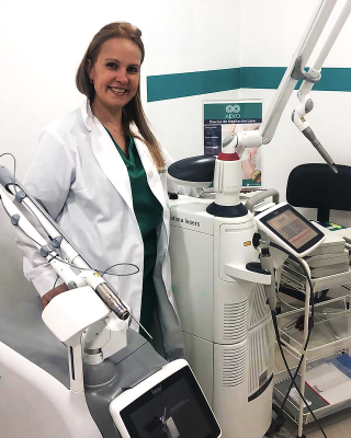 Dra. Tovito con L�ser Fotona